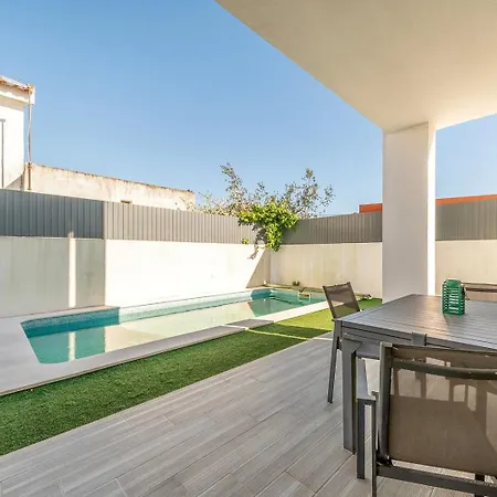 Guestready - Aroeira Pool Setúbal