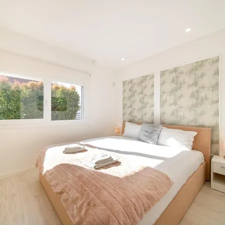 Guestready - Aroeira Pool Villa *